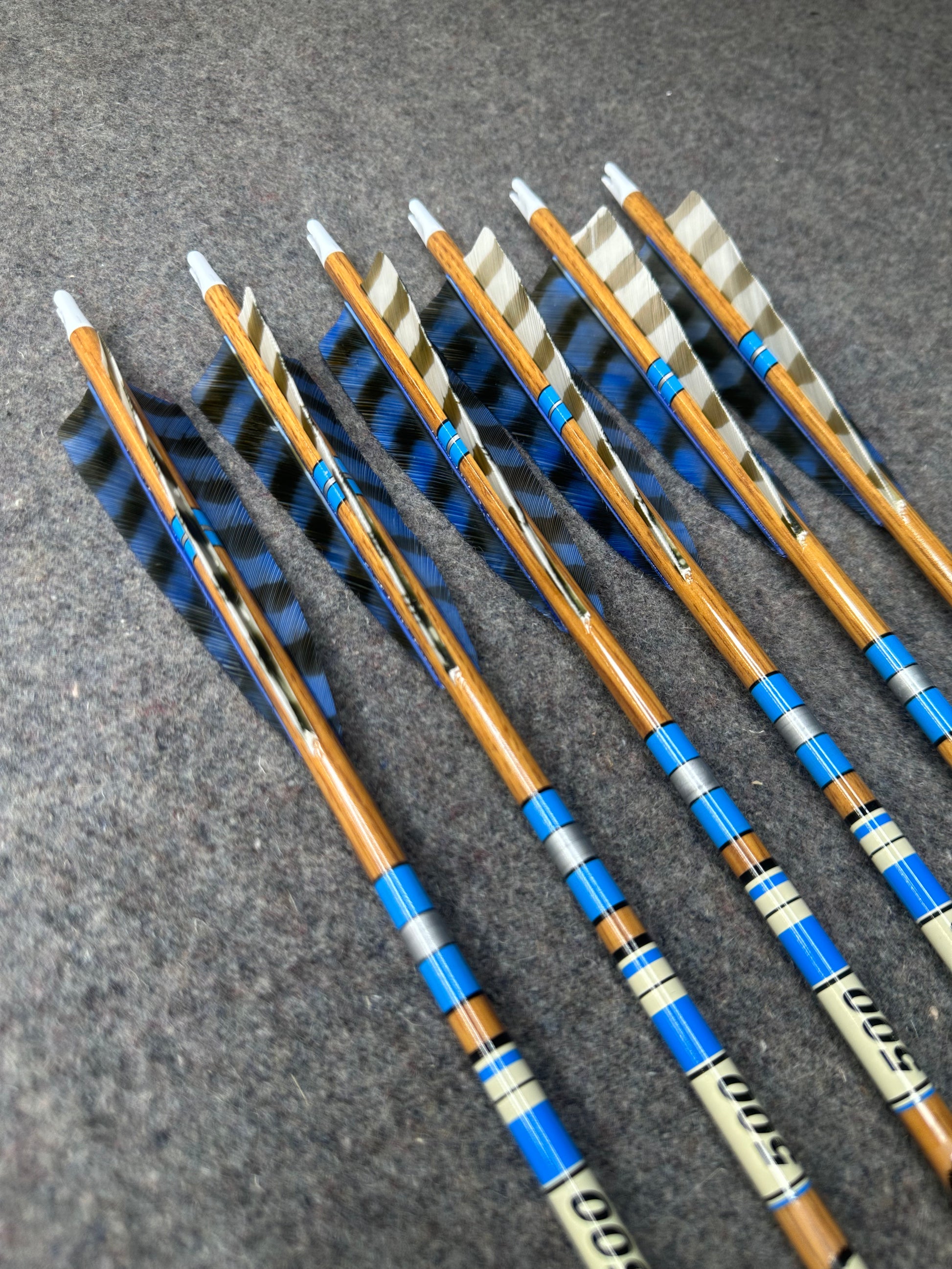 Custom Gold Tip XT Traditional 500 Arrows (6) – Laurel Mountain Outfitters