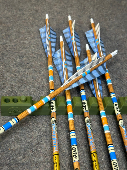 Custom Gold Tip XT Traditional 400 Arrows (6)